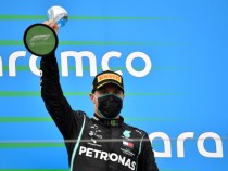 Ботас готов да се бори за титлата във Формула 1 с Хамилтън