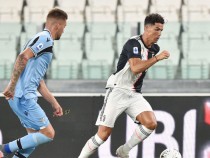 Роналдо се изравни с Ромарио по голове, само Пеле е пред тях