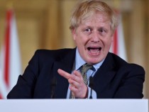 Борис Джонсън: Възнамеряваме да върнем публиката по стадионите през октомври