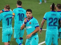 Луис Суарес излезе трети сред голмайсторите в историята на Барса