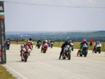 Множество български победи на пистата "Долна Митрополия"