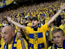 И Дания пуска повече фенове на стадионите