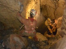 Нов успех за българските пещерняци – откриха над 1000-метрова пропаст в Хърватия