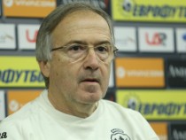 Георги Дерменджиев съобщи на националите, че първи капитан е Петър Занев