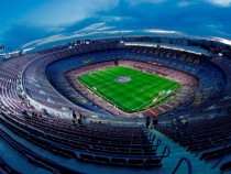 Барселона отлага реконструкцията на "Камп Ноу"