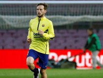 Ракитич се връща в Севиля