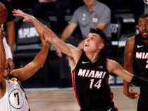 Маями с трета поредна победа в плейофите