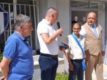 Олимпийски шампион по бокс награден с "Венец на победителя"