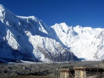 Чешки алпинисти започнаха експедиция до най-високия девствен връх в света (ВИДЕО)