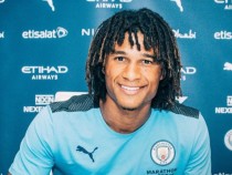 Манчестър Сити привлече Нейтън Аке
