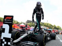 Формула 1 коригира календара