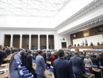 Десетата сесия на 44-ото Народно събрание започна в новата пленарна зала в сградата на парламента на пл. „Александър Първи“