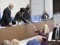 Десислава Ахладова е новият министър на правосъдието