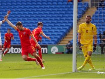 Голмайсторът Неко: Отблагодарихме се на Гигс