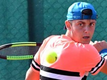 Без проблеми за поставените на държавното по тенис