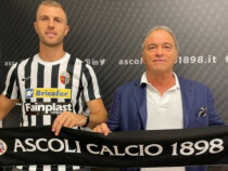 Българин дебютира за Асколи при 0:2 с Беневенто