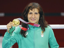 Стойка Кръстева сложи край на кариерата си