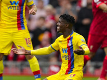 Брайтън пропусна да излезе начело във Висшата лига