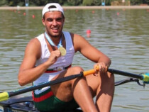 Емил Нейков спечели златото на ЕП по гребане за младежи