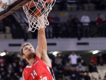 Олимпиакос с Везенков победи Фенербахче