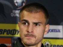 Чорбаджийски с жълт картон срещу лидера в Полша