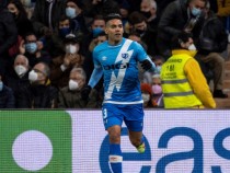 Фалкао преподписва с Райо Валекано