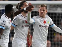 Челси с издънка в Лондон