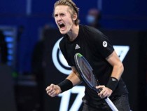 Корда победи в Милано след обрат и спасен мачбол