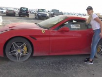 Евтиния: Хиляди изоставени суперколи на гигантски паркинг ВИДЕО