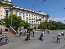 БЛИЦ TV: Почна протестът в София, МВР предупреди за провокации СНИМКИ