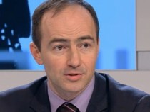 Евродепутат: Служебен кабинет ще спре парите от ЕС за възстановяване