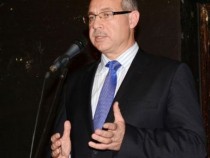 Антон Тодоров се присмя на Цветанов