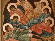 Страхотни имена черпят днес за светите 7 отроци от Ефес