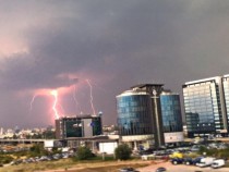 Внимание! Гръмотевични бури удрят днес България