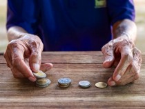 Шокиращи данни от НСИ за 30 000 пенсионери!