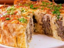 Няма наяждане с този мързелив пай с кайма