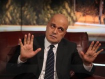 Писателят Христо Стоянов разби Слави Трифонов с тази дилема