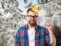 Изберете една от короните и ще научите кога ще забогатеете СНИМКИ