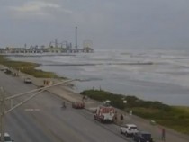 Ураганът „Лаура“ удари САЩ със сила от четвърта степен ВИДЕО