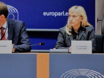 Еврокомисията потвърди в писмен отговор до Елена Йончева, че България продължава да е под наблюдение