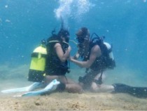 Първият гръцки подводен порно филм е готов СНИМКИ