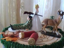 Сватбена торта възмути гостите и стана хит в интернет