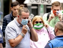 Амстердам и Ротердам се отказват от задължителните маски