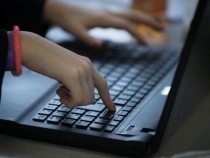 Тристранката се събира извънредно, за да…