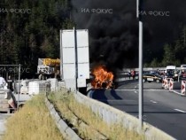 Огнен ад и на АМ "Хемус", движението е блокирано