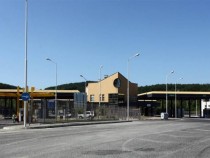 Гърция отваря границата, но само за…