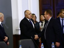 ГЕРБ и ВМРО обсъждат ключови въпроси около новата Конституцията