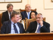 Каракачанов изненадващо: Подавам оставка като вицепремиер, ако Борисов и Радев…