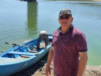 Министърът Димитров не спира да работи дори на Съединението