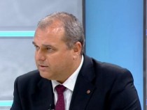 Депутат обясни кой стои зад екшъна в парламента